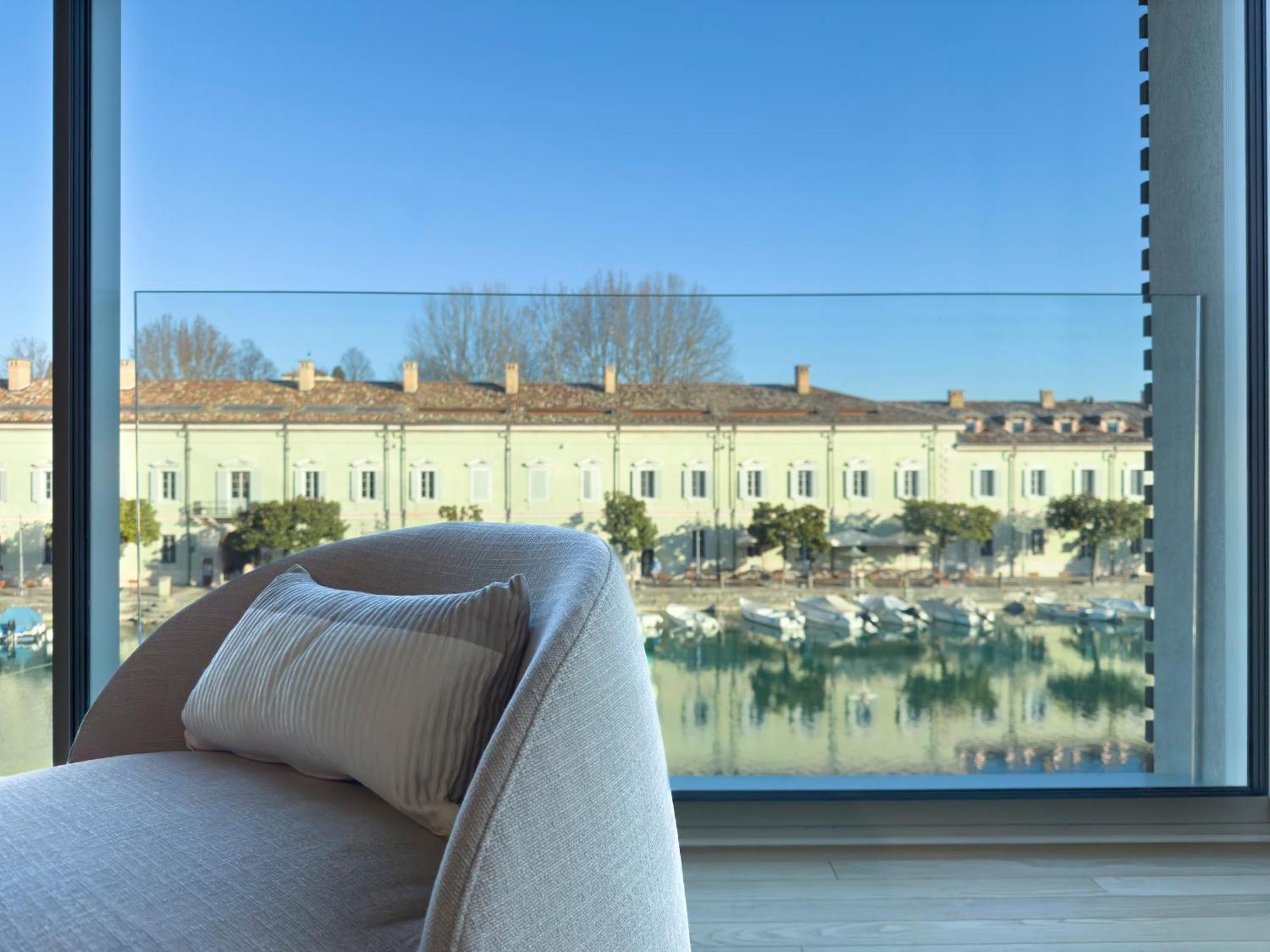 Palazzo Cordigero - Apartments เปสเคียรา เดล การ์ดา ภายนอก รูปภาพ