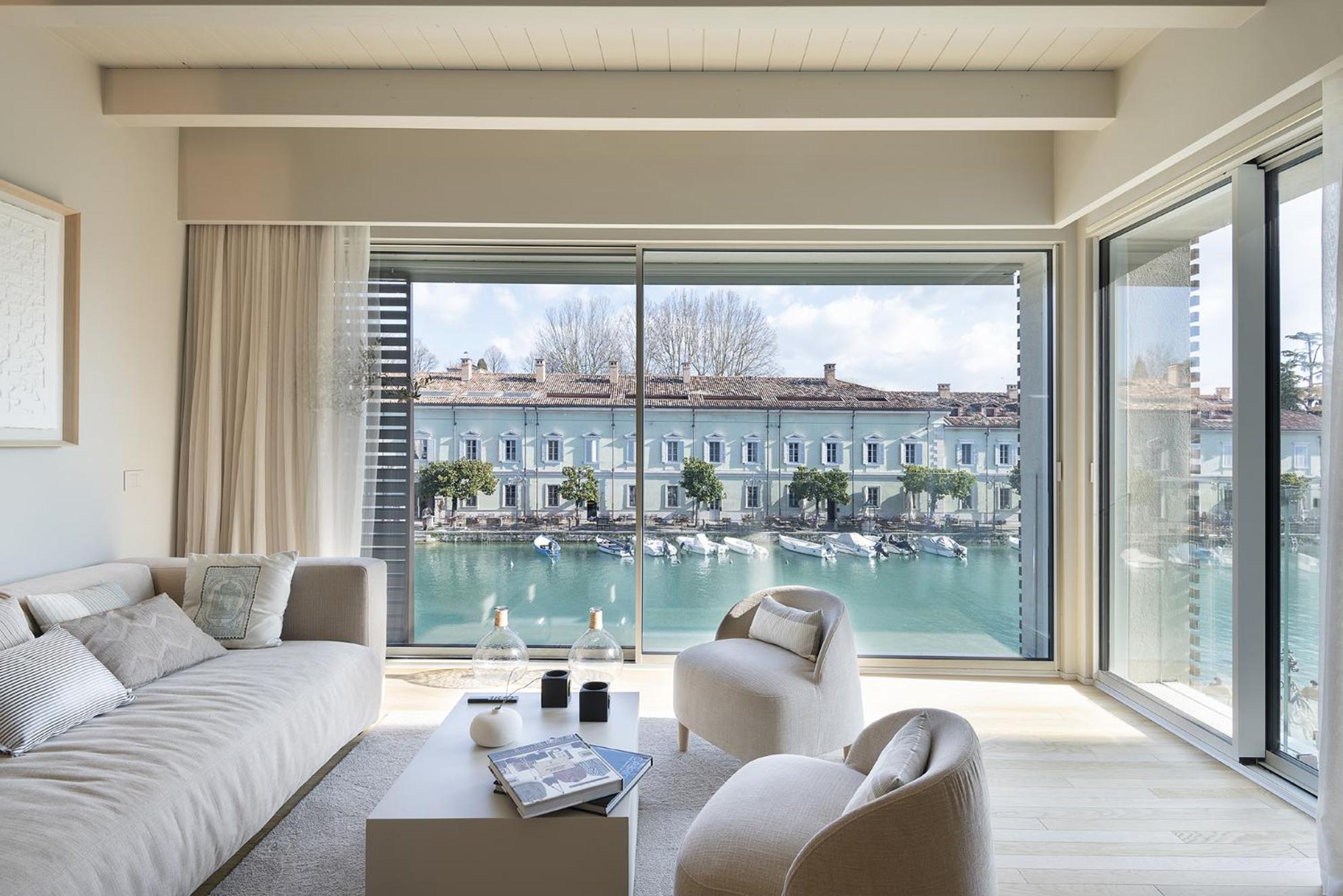Palazzo Cordigero - Apartments เปสเคียรา เดล การ์ดา ภายนอก รูปภาพ