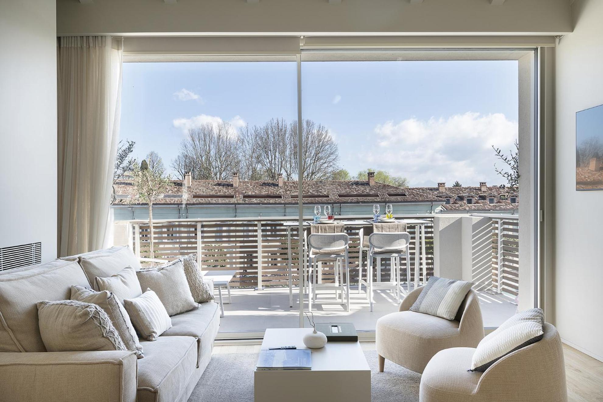 Palazzo Cordigero - Apartments เปสเคียรา เดล การ์ดา ภายนอก รูปภาพ