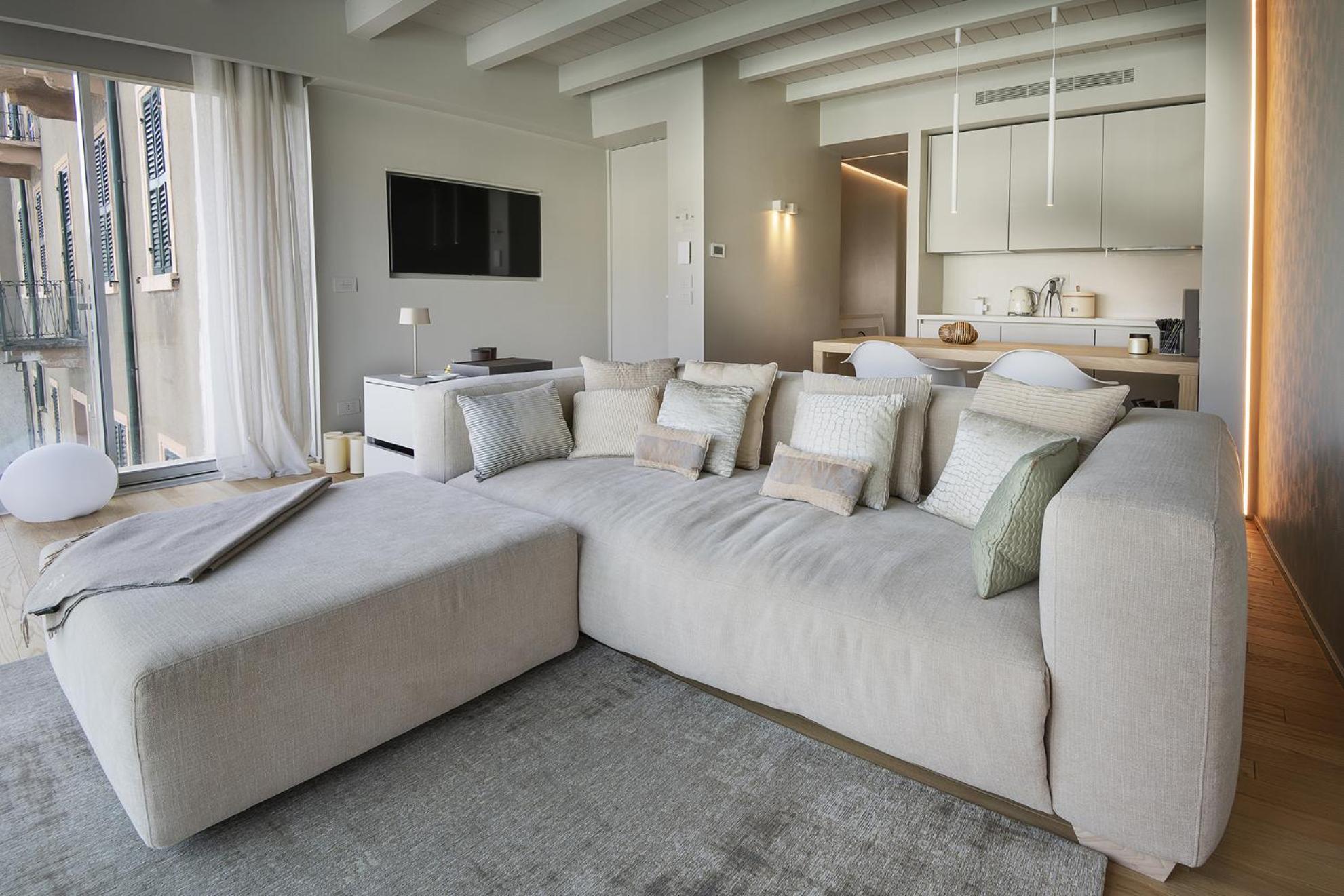 Palazzo Cordigero - Apartments เปสเคียรา เดล การ์ดา ภายนอก รูปภาพ